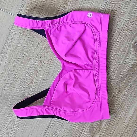 Lululemon Ta Ta Tamer Sports Bra - Picture 2 of 10